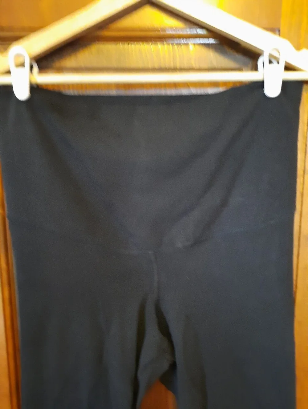 Old Navy Maternity Powerchill High-Rise Go-Dry Black Leggings Size Medium